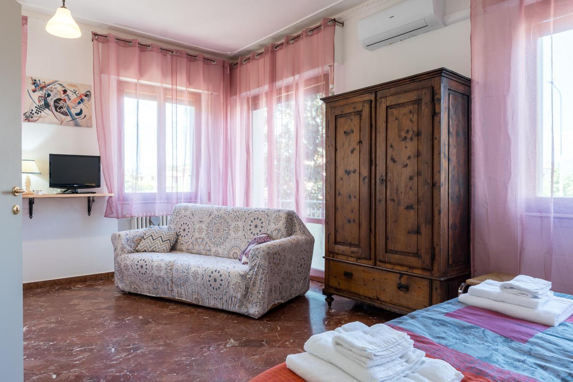 Art Rooms Ареццо Экстерьер фото